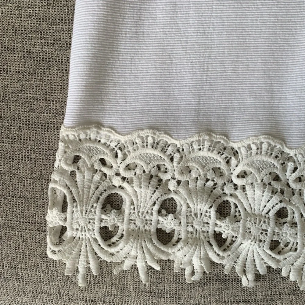 Anthropologie - Saturday Sunday Lace Trimmed White Short Sleeve Top - Picture 6 of 8